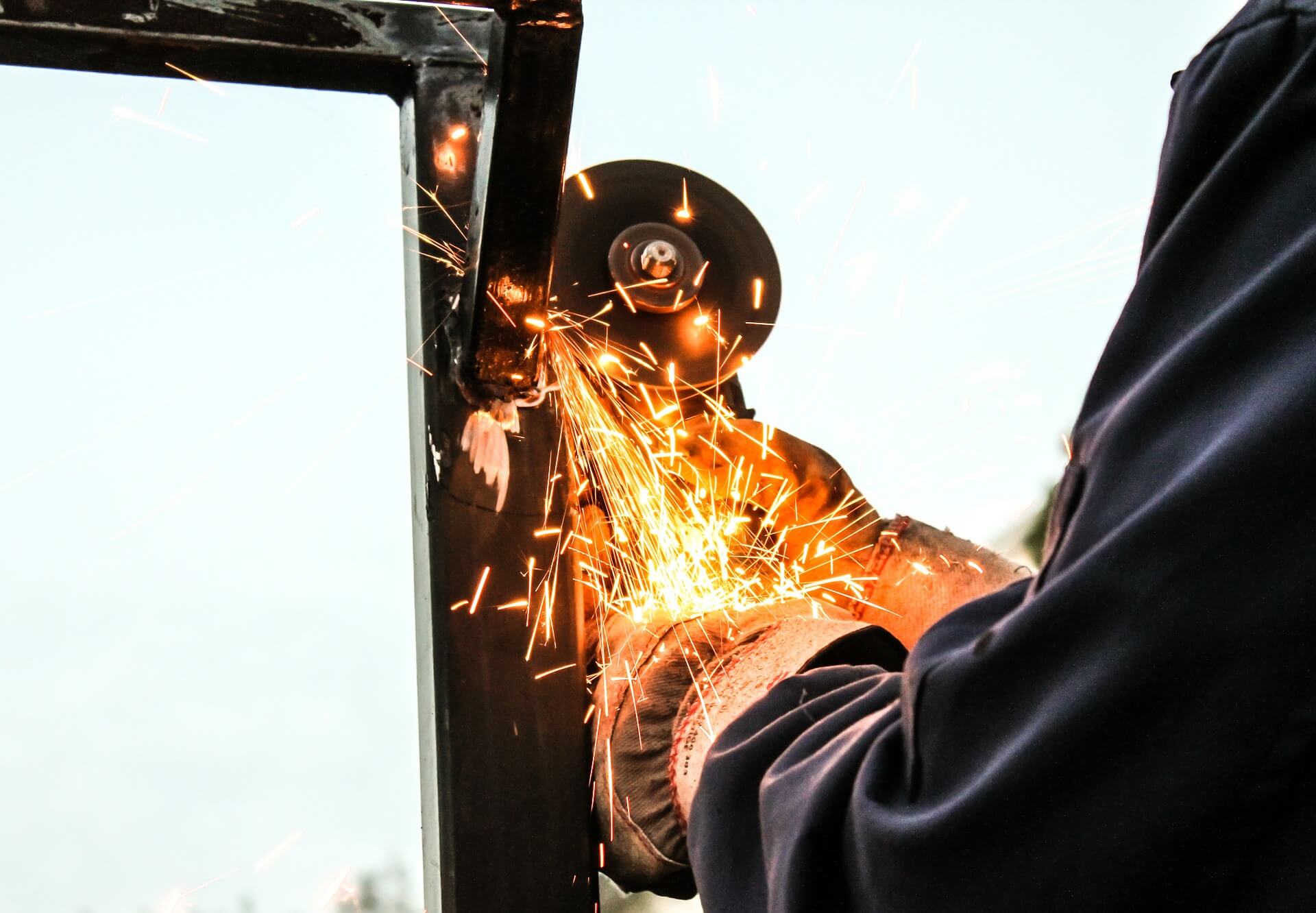 sparks-383037_1920